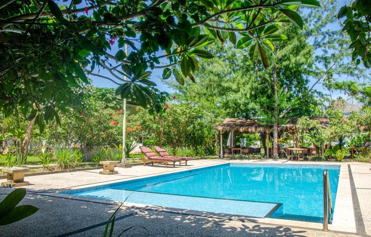 Senggigi Homes & Apartments ภายนอก รูปภาพ